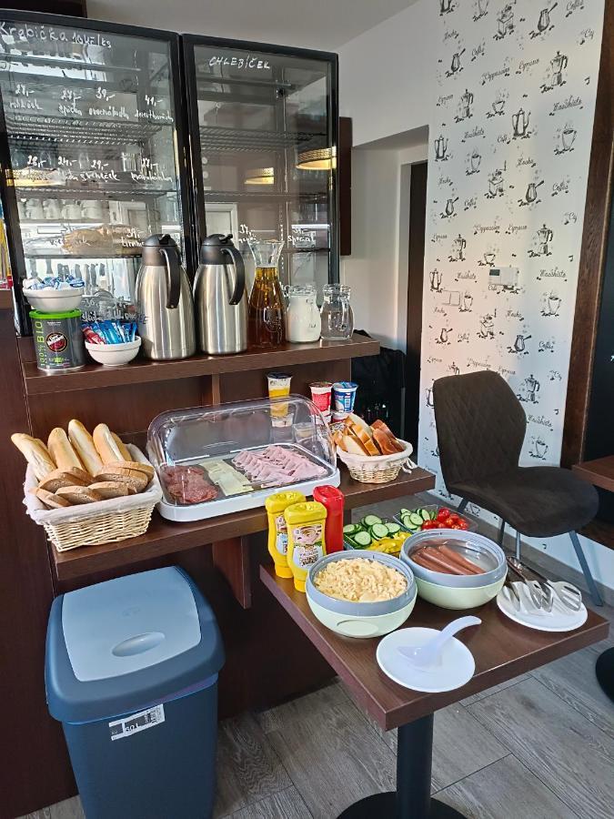 Penzion A Wellness - Jilan, Naves Svobody 39, אולומוץ מראה חיצוני תמונה